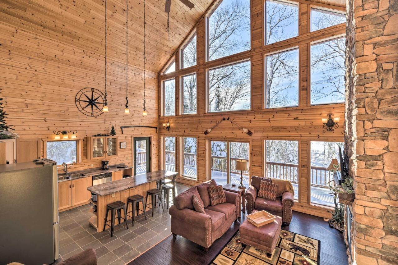 Scenic Hayward Lake View Retreat With Fire Pit Ngoại thất bức ảnh