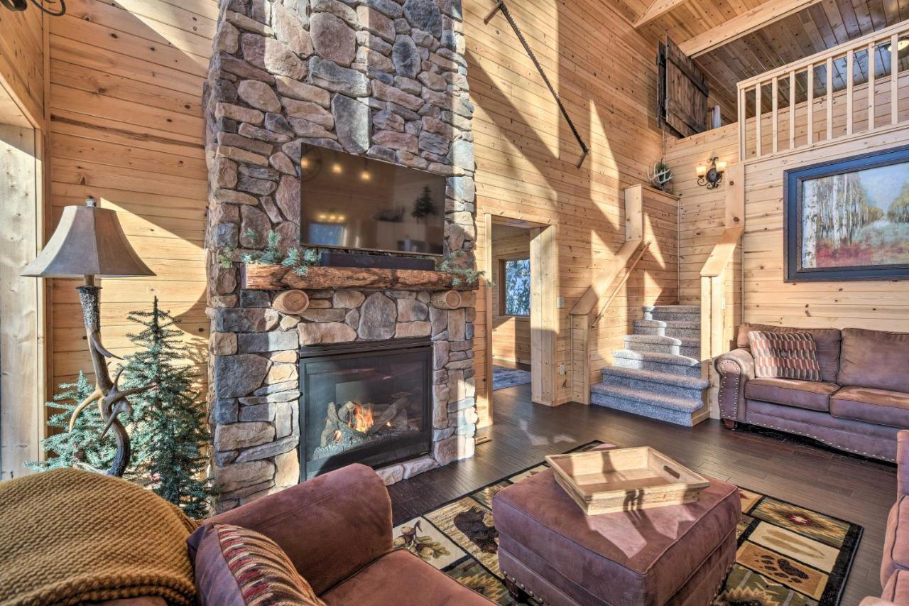 Scenic Hayward Lake View Retreat With Fire Pit Ngoại thất bức ảnh